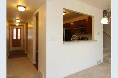 4057 Rivertown Lane SW, Wyoming, MI 49418 - Photo 10