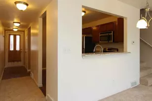 4057 Rivertown Ln SW, Wyoming, MI 49418 - Photo 10
