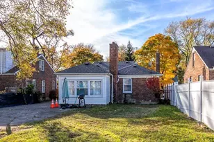9570 Westwood St, Detroit, MI 48228 - Photo 8