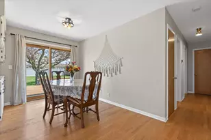 2821 Lakeview Ave, Saint Joseph, MI 49085 - Photo 8