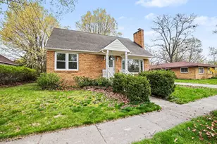 258 3rd St, Pentwater, MI 49449 - Photo 44