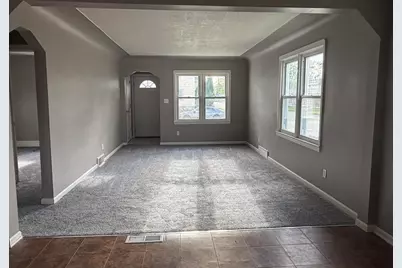 22864 Piper Avenue, Eastpointe, MI 48021 - Photo 6