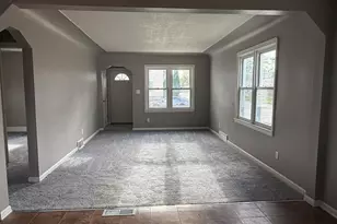 22864 Piper Ave, Eastpointe, MI 48021 - Photo 6