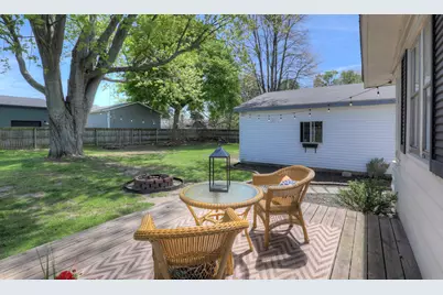 241 Woodward Street, Zeeland, MI 49464 - Photo 8