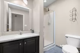 16992 Farmington Rd, Livonia, MI 48154 - Photo 22