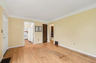 718 Buckingham St SW, Wyoming, MI 49509 - Photo 6