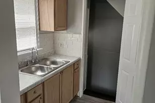 7283 Minock, Detroit, MI 48228 - Photo 2