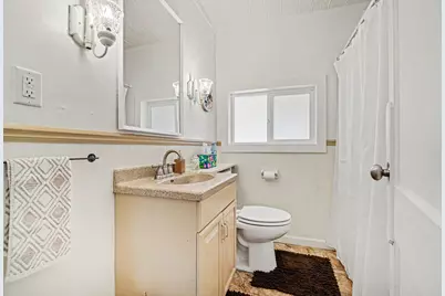 517 E Marshall Street, Hastings, MI 49058 - Photo 8