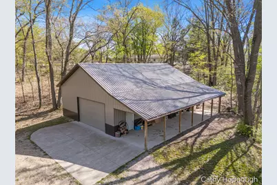 1057 W Tuttle Road, Ionia, MI 48846 - Photo 30