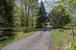 220 26th St, Allegan, MI 49010 - Photo 40
