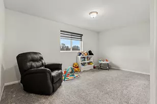 300 Cumberland Ave SE, Lowell, MI 49331 - Photo 32