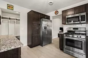 300 Cumberland Ave SE, Lowell, MI 49331 - Photo 16