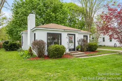 2911 Foster Avenue NE, Grand Rapids, MI 49505 - Photo 2