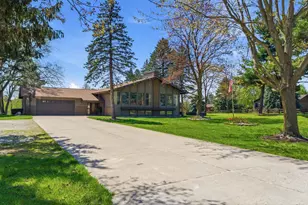 3942 Stark Ln, Ypsilanti, MI 48197 - Photo 4