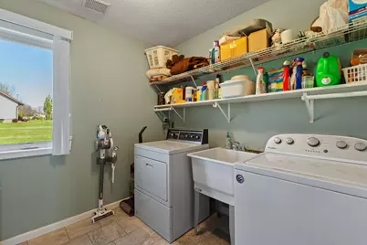8927 Sussex Court, Onsted, MI 49265 - Photo 28