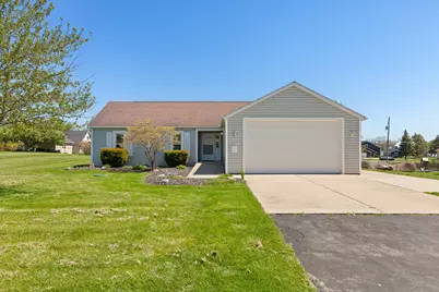 8927 Sussex Court, Onsted, MI 49265 - Photo 2