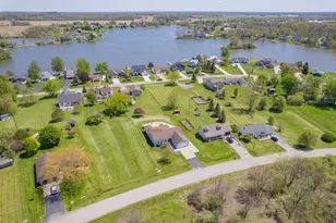 8927 Sussex Ct, Onsted, MI 49265 - Photo 38