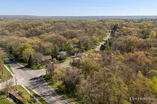 2012 Timberview Dr NE, Grand Rapids, MI 49525 - Photo 44