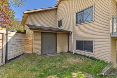 2012 Timberview Drive NE, Grand Rapids, MI 49525 - Photo 38