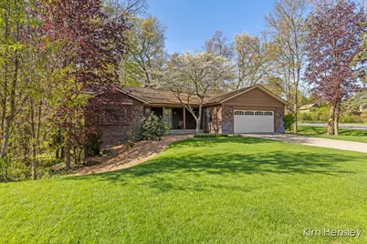 2012 Timberview Drive NE, Grand Rapids, MI 49525 - Photo 2