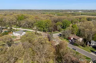 2012 Timberview Dr NE, Grand Rapids, MI 49525 - Photo 42