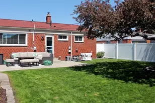 6642 Bison St, Westland, MI 48185 - Photo 6