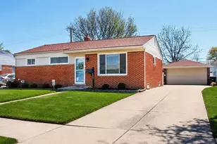 6642 Bison St, Westland, MI 48185 - Photo 2