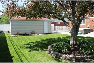 6642 Bison Street, Westland, MI 48185 - Photo 8