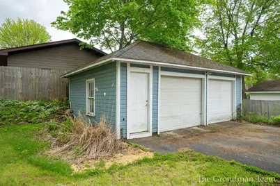 417 Monroe Street, Allegan, MI 49010 - Photo 34