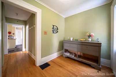 417 Monroe Street, Allegan, MI 49010 - Photo 8