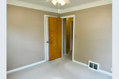 4195 Griffith Avenue, Berkley, MI 48072 - Photo 12