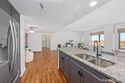 33 Campau Circle NW, Grand Rapids, MI 49503 - Photo 14