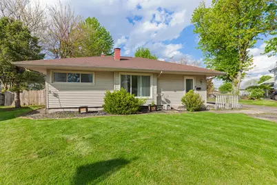 260 Renfrew Avenue, Adrian, MI 49221 - Photo 2