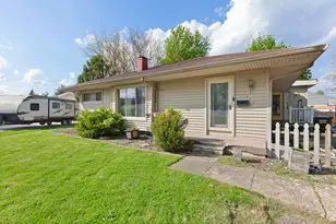 260 Renfrew Ave, Adrian, MI 49221 - Photo 6