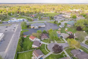 260 Renfrew Ave, Adrian, MI 49221 - Photo 48