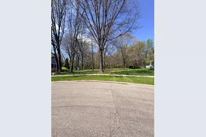 1435 Silver Creek Place, Saint Joseph, MI 49085 - Photo 30
