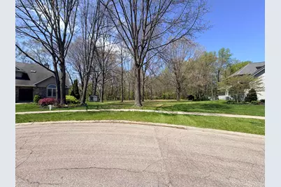 1435 Silver Creek Place, Saint Joseph, MI 49085 - Photo 12