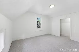 1526 Coit Ave NE, Grand Rapids, MI 49505 - Photo 20