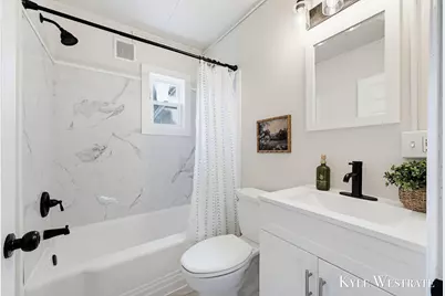 1526 Coit Avenue NE, Grand Rapids, MI 49505 - Photo 16