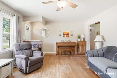 6846 Aleda Avenue SE, Grand Rapids, MI 49508 - Photo 10