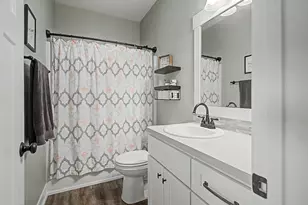 5587 Stanton Woods Dr, Hudsonville, MI 49426 - Photo 32