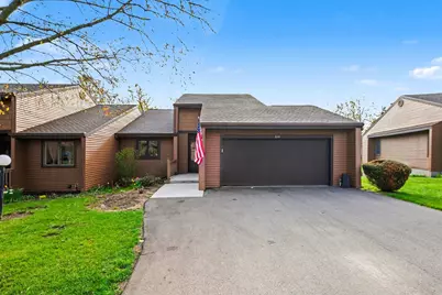 625 Maple Creek Drive, Holland, MI 49423 - Photo 2