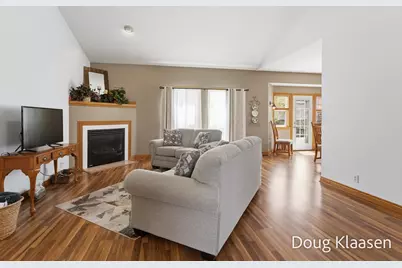 10302 Winterwood Drive, Zeeland, MI 49464 - Photo 6