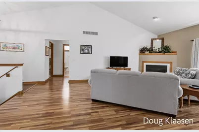 10302 Winterwood Drive, Zeeland, MI 49464 - Photo 10