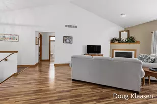 10302 Winterwood Dr, Zeeland, MI 49464 - Photo 10