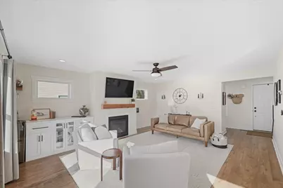 3572 Amber Oaks Drive, Howell, MI 48855 - Photo 6