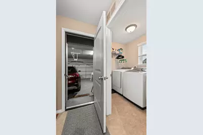 21868 Kensett Drive, Macomb, MI 48042 - Photo 20