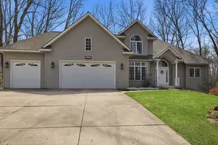 5859 Dix Dr NE, Belmont, MI 49306 - Photo 2