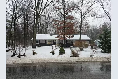 1560 Brooks Road S, Muskegon, MI 49442 - Photo 2