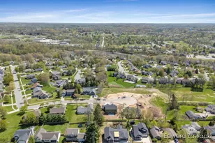 397 Rogue River View Dr, Rockford, MI 49341 - Photo 46